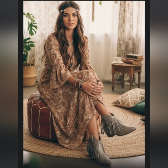 London Rag Western Metallic Grey Fringe Bohemian Block Heel Ankle Bootie - Picture 11 of 12